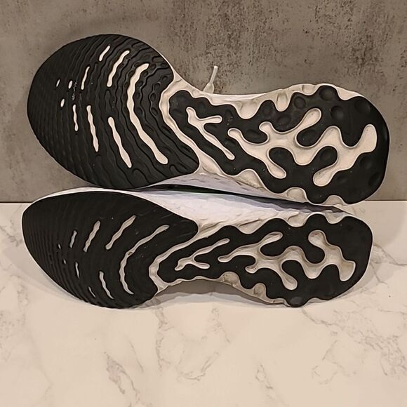 Nike Sneakers Women's React Infinity Run Flyknit White Ombre 2020 | 8 - Picture 10 of 12